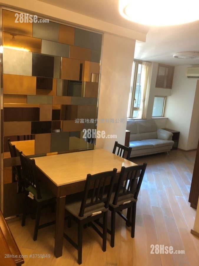 Harbour Place Sell 3 Bedrooms , 2 Bathrooms 590 ft²