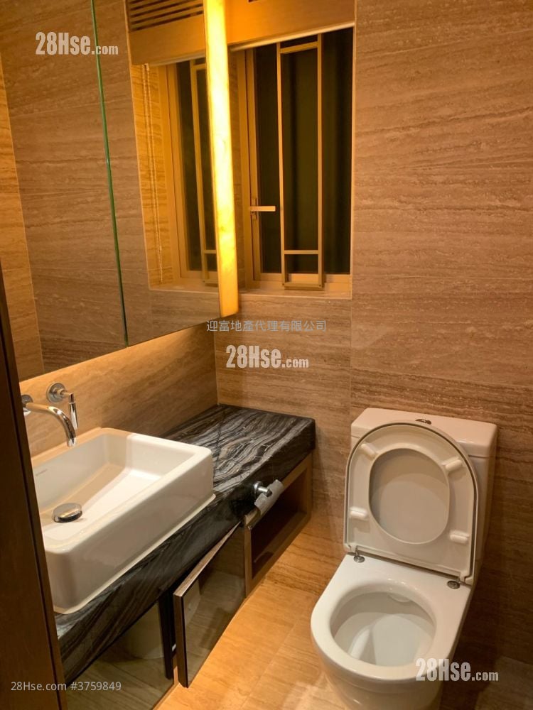 Harbour Place Sell 3 Bedrooms , 2 Bathrooms 590 ft²