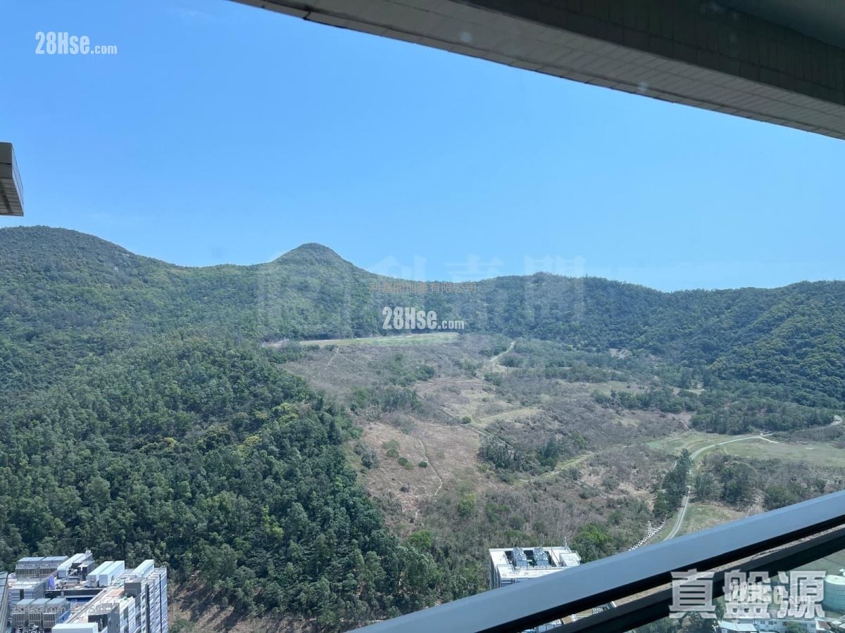 领都 售盘 4 房 , 3 浴室 974 平方尺