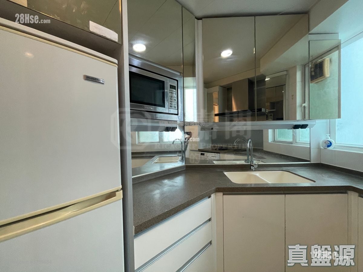 领都 售盘 4 房 980 平方尺