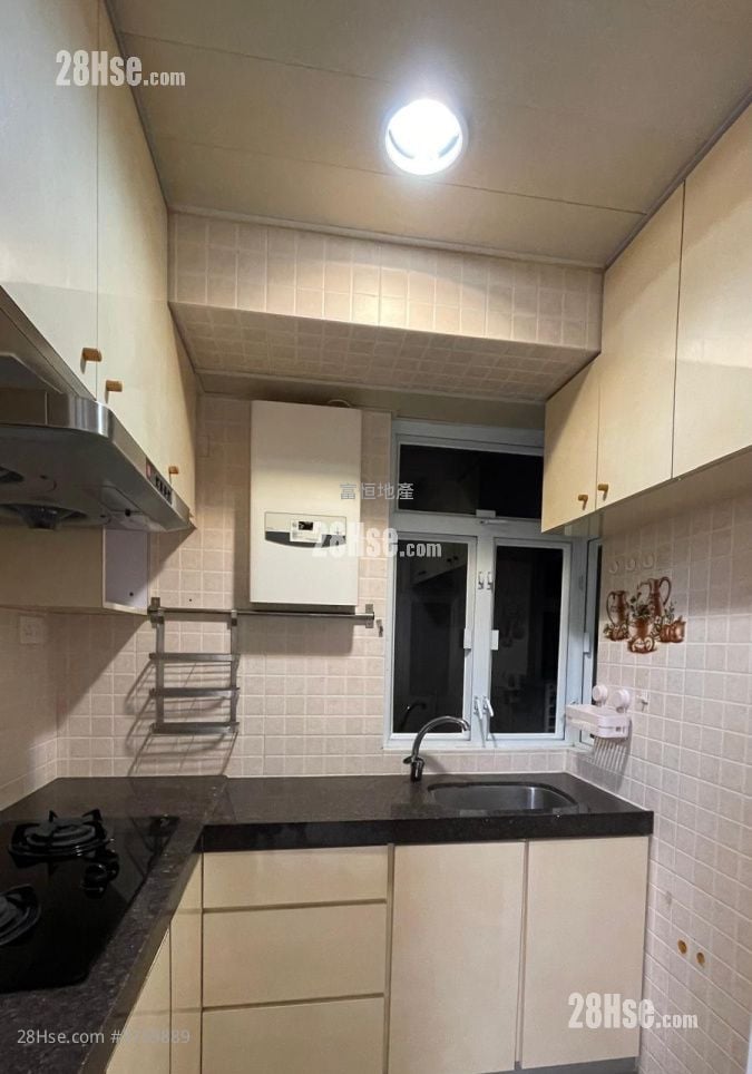 Whampoa Estate Sell 2 Bedrooms , 1 Bathroom 380 ft²