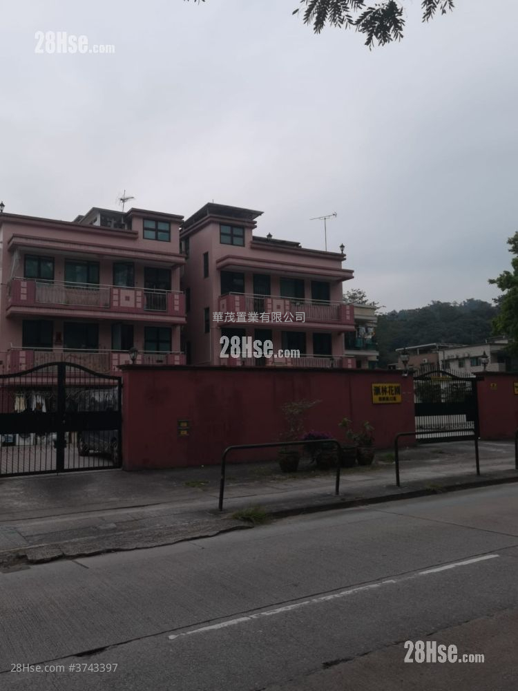 村屋 租盤 4 房 , 3 浴室 1,400 平方呎