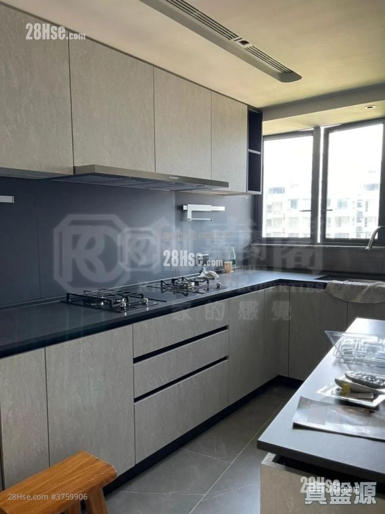 Ontolo Sell 3 Bedrooms , 2 Bathrooms 1,233 ft²