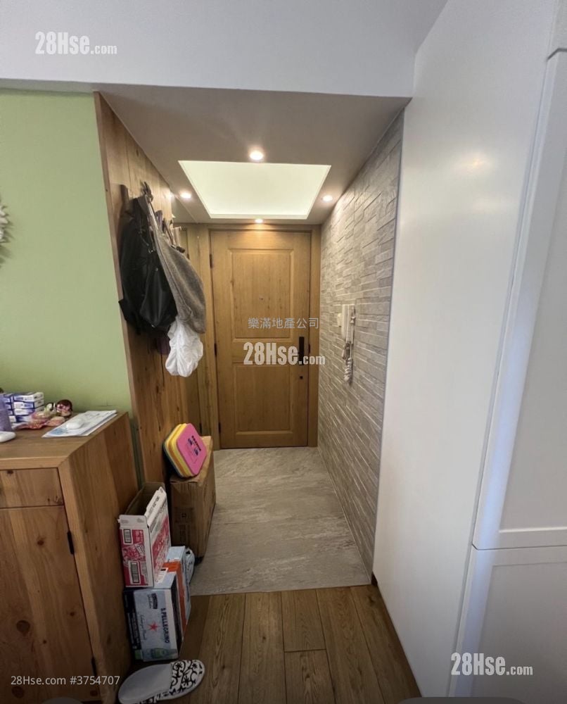 The Zenith Sell 2 Bedrooms , 1 Bathroom 441 ft²