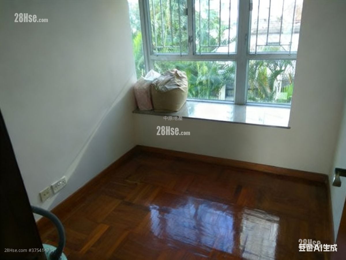 蝶翠峰 售盘 4 房 773 平方尺