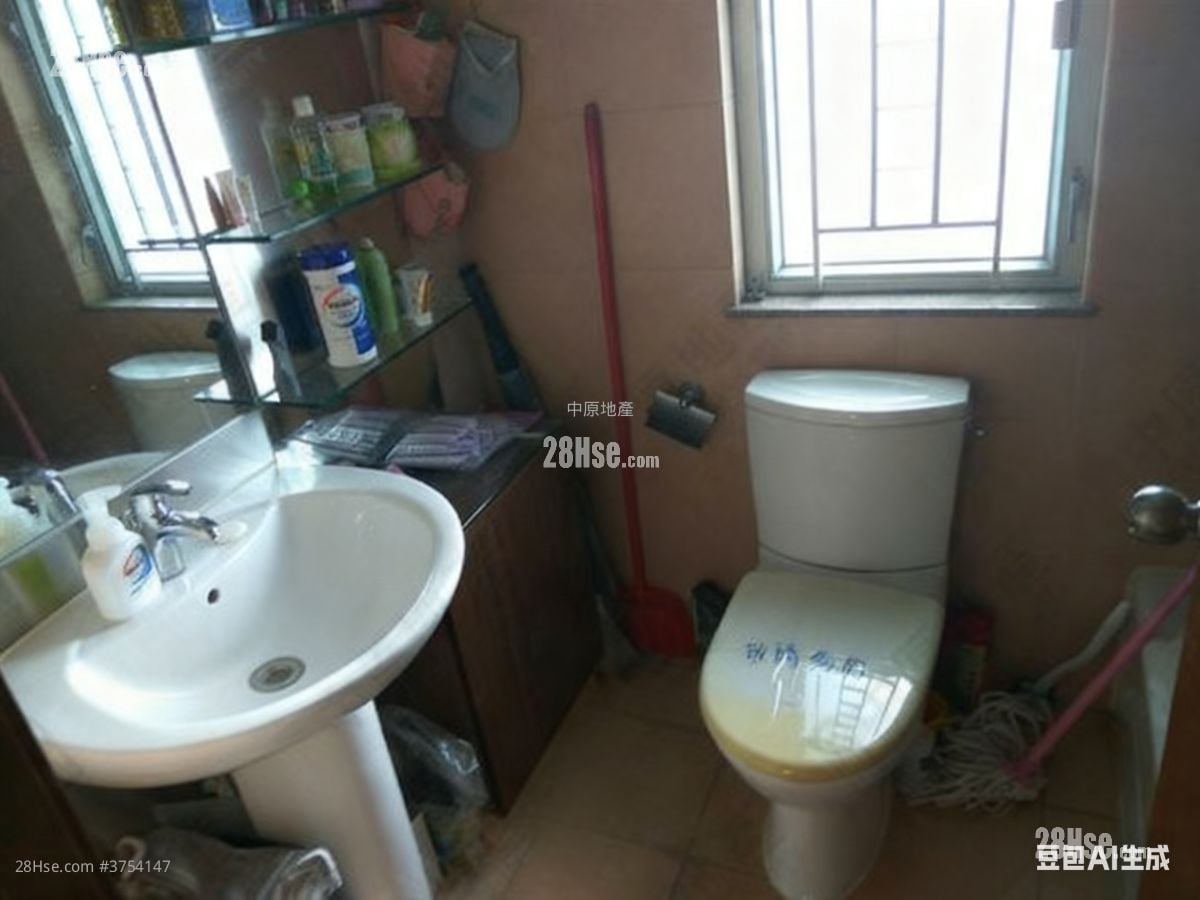 蝶翠峰 售盘 4 房 773 平方尺