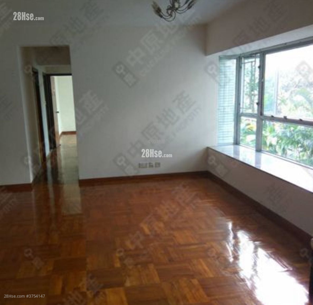 蝶翠峰 售盘 4 房 773 平方尺