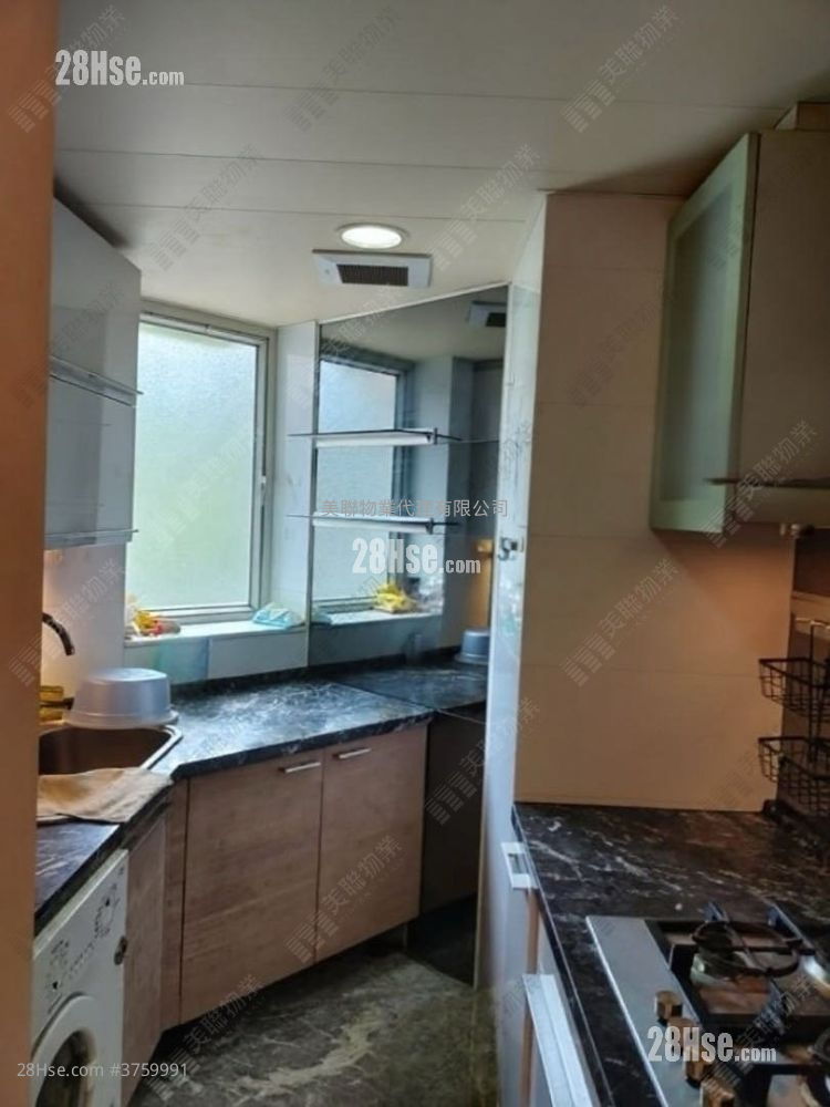 名城 售盘 4 房 958 平方尺