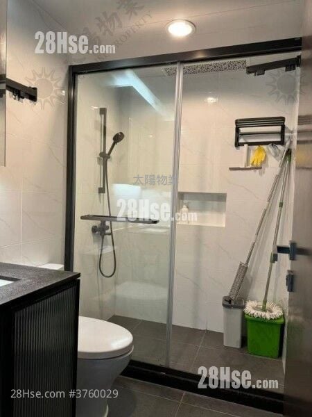 Royal Peninsula Sell 1 Bedroom 462 ft²