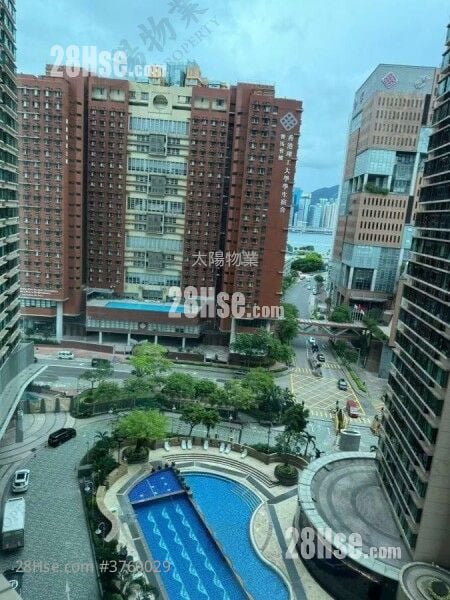 Royal Peninsula Sell 1 Bedroom 462 ft²