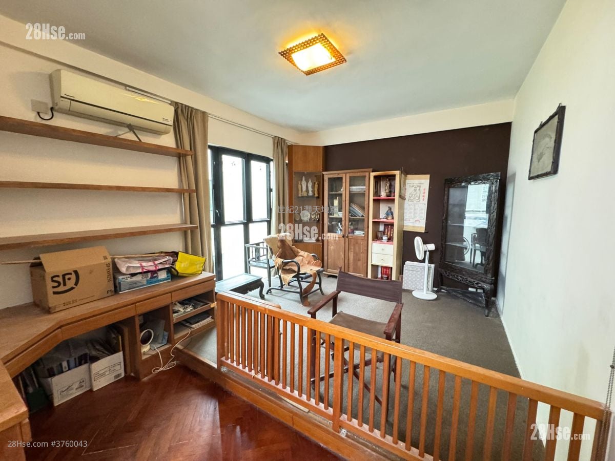 倚龙山庄 售盘 3 房 , 2 浴室 1,551 平方尺