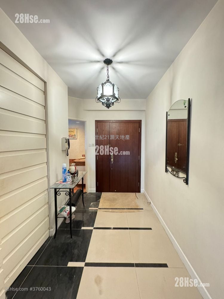 倚龙山庄 售盘 3 房 , 2 浴室 1,551 平方尺