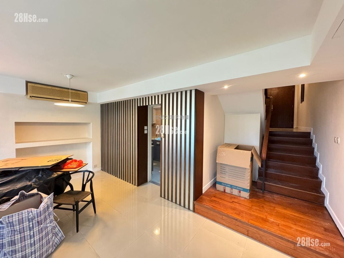 倚龙山庄 售盘 3 房 , 2 浴室 1,551 平方尺