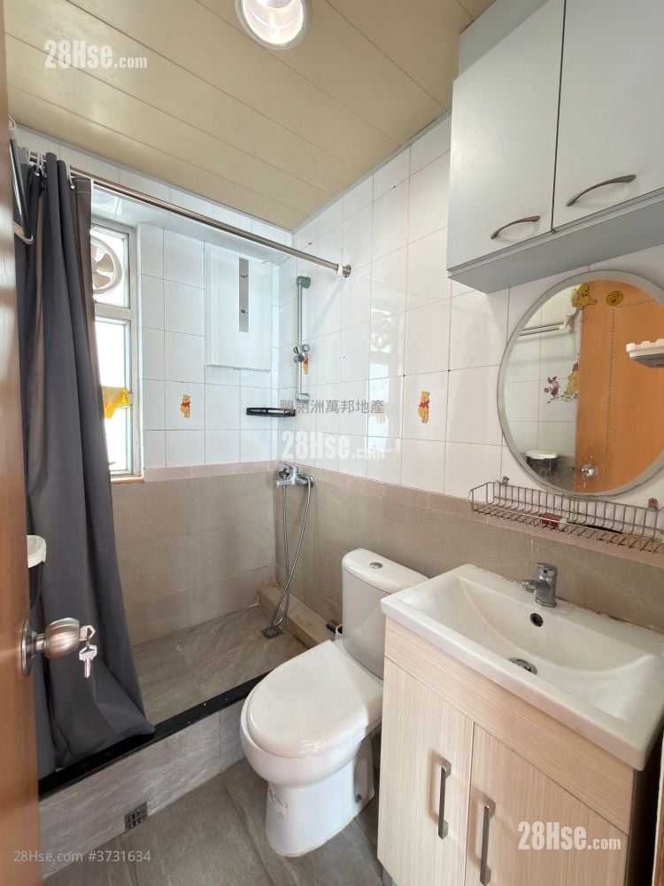 Billion Court Sell 2 Bedrooms , 1 Bathroom 370 ft²