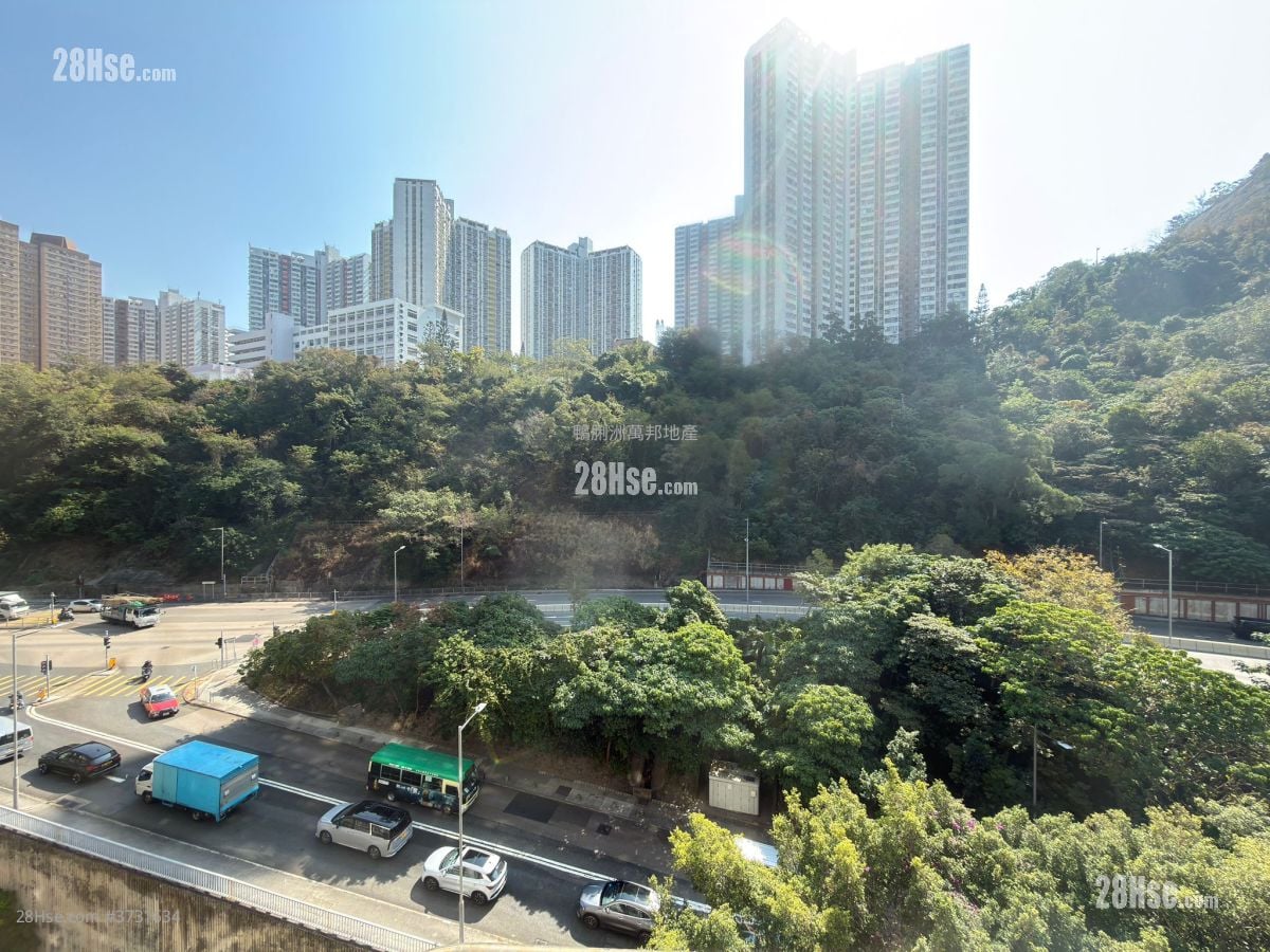 Billion Court Sell 2 Bedrooms , 1 Bathroom 370 ft²