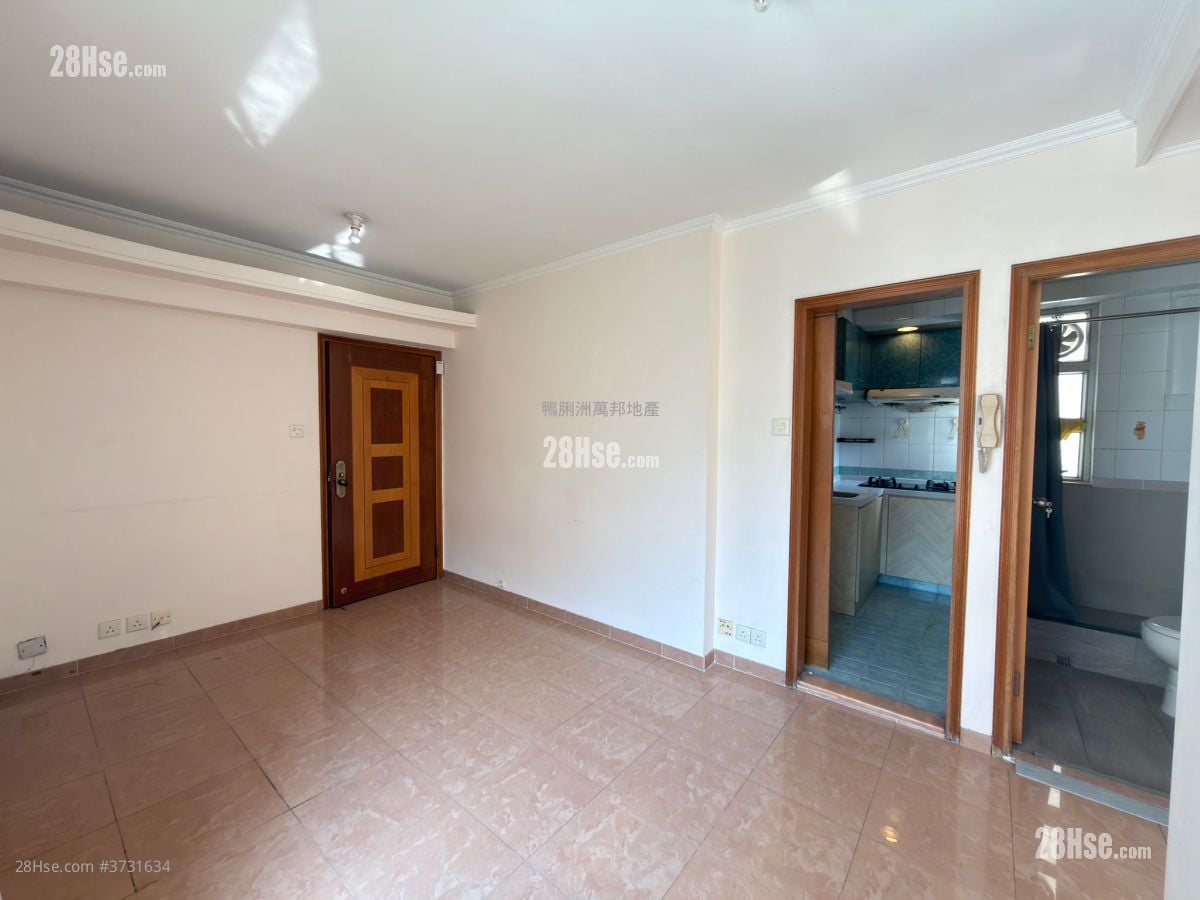 Billion Court Sell 2 Bedrooms , 1 Bathroom 370 ft²