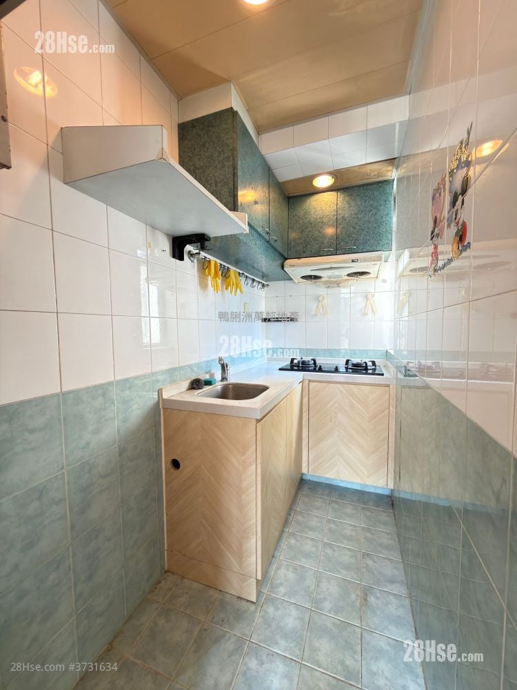 Billion Court Sell 2 Bedrooms , 1 Bathroom 370 ft²