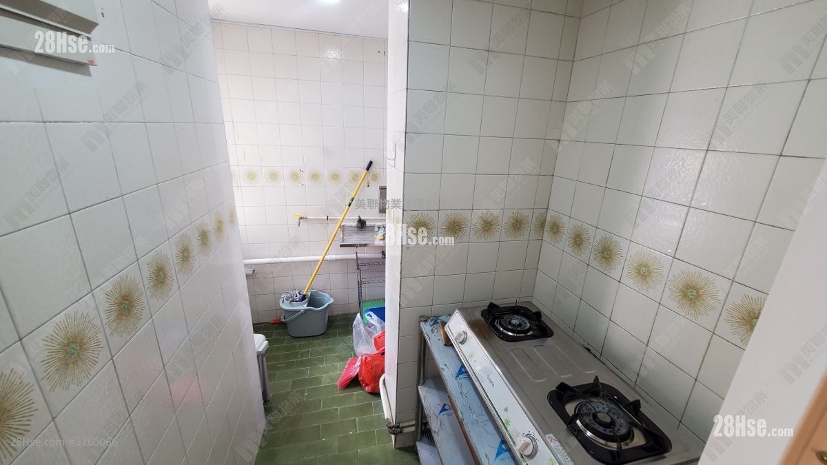 好运中心 售盘 2 房 348 平方尺