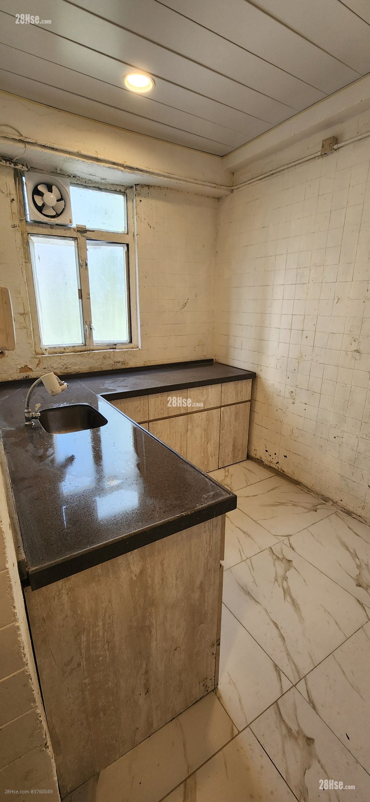 永豐工業大廈 租盤 1 房 , 2 廁所 2,078 平方呎