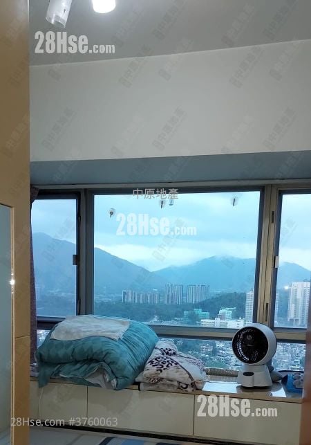 Yoho Town Sell 2 Bedrooms 393 ft²