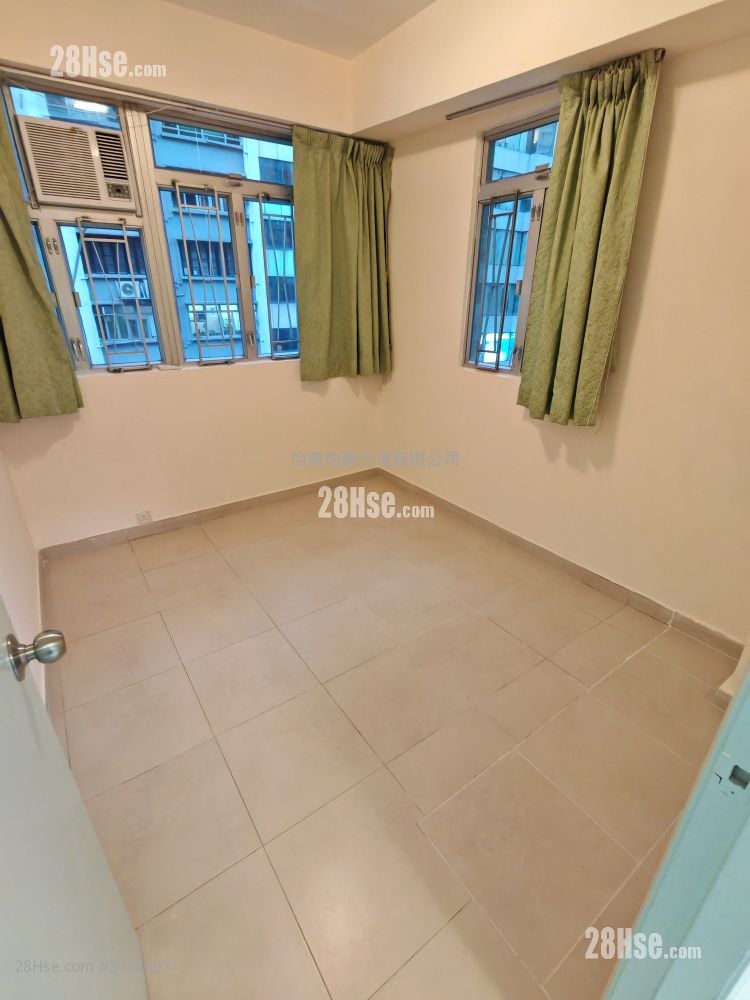 国梁楼 售盘 2 房 , 1 浴室 598 平方尺