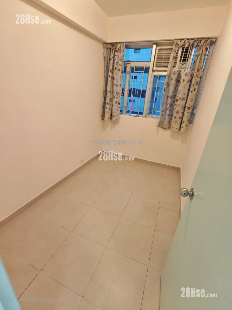 国梁楼 售盘 2 房 , 1 浴室 598 平方尺