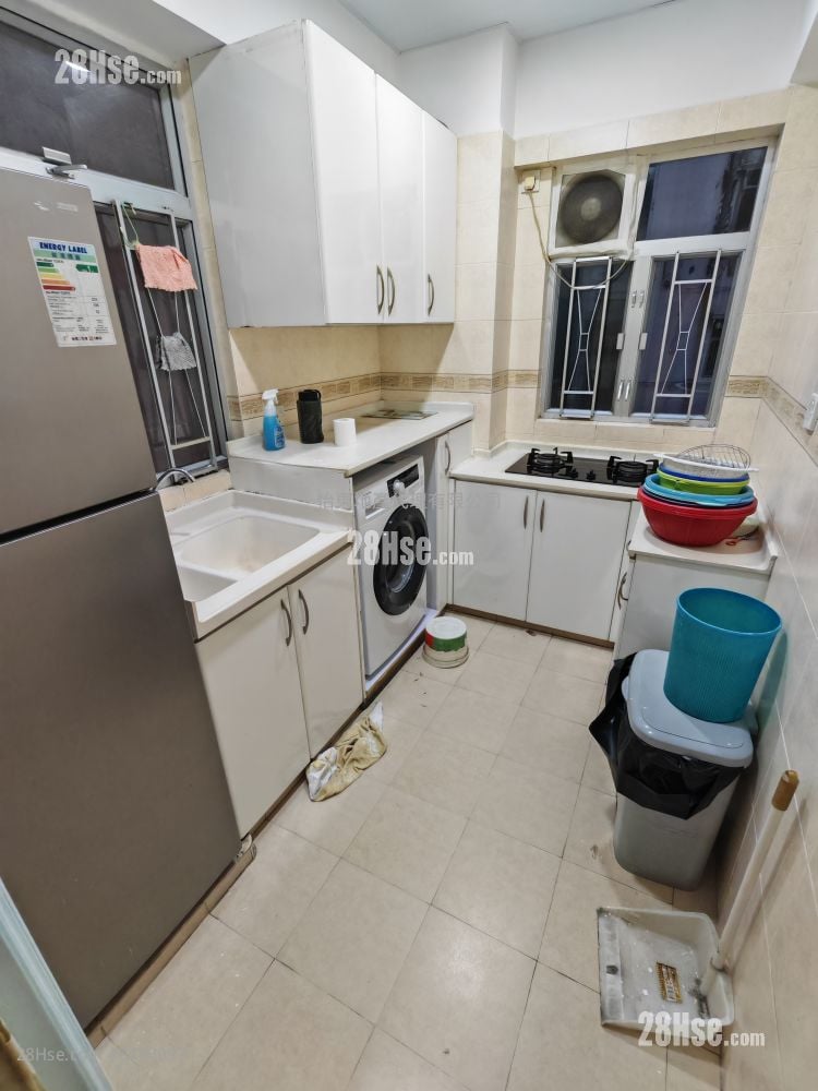 国梁楼 售盘 2 房 , 1 浴室 598 平方尺