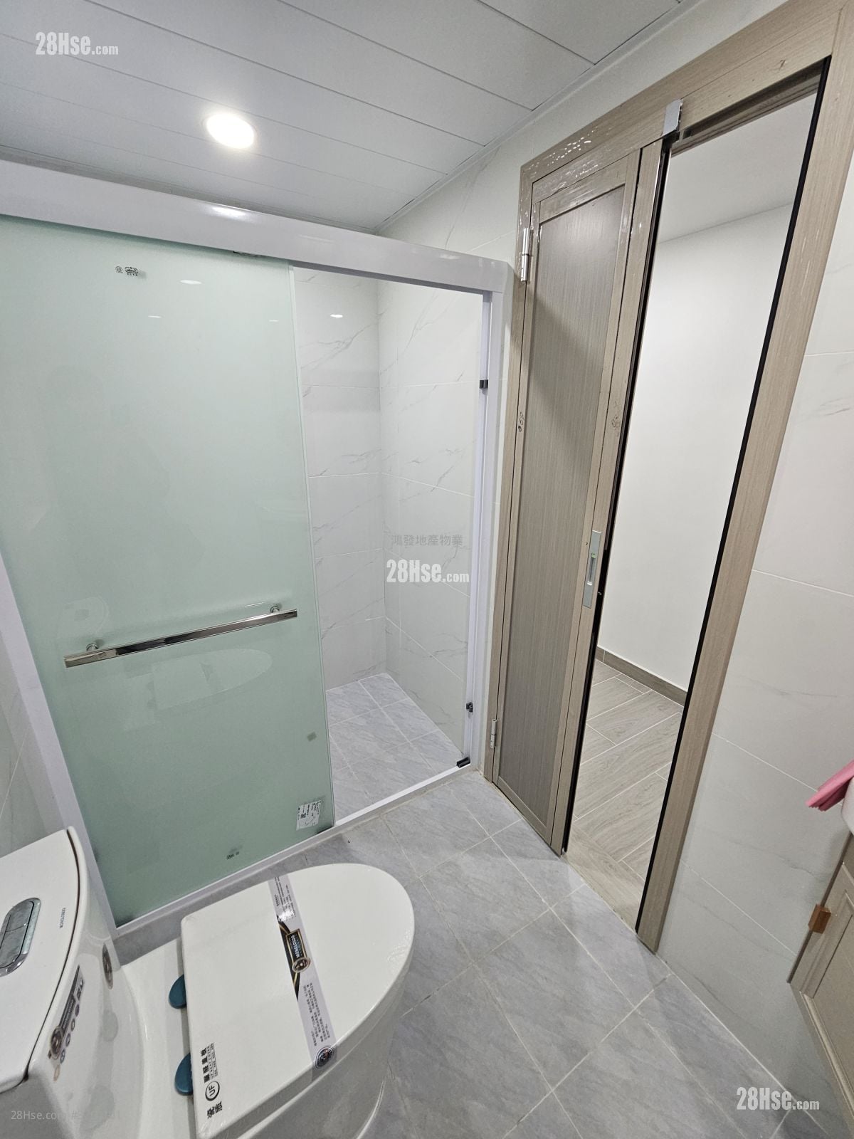 Cheung Shing Building Sell 2 Bedrooms , 1 Bathroom 509 ft²