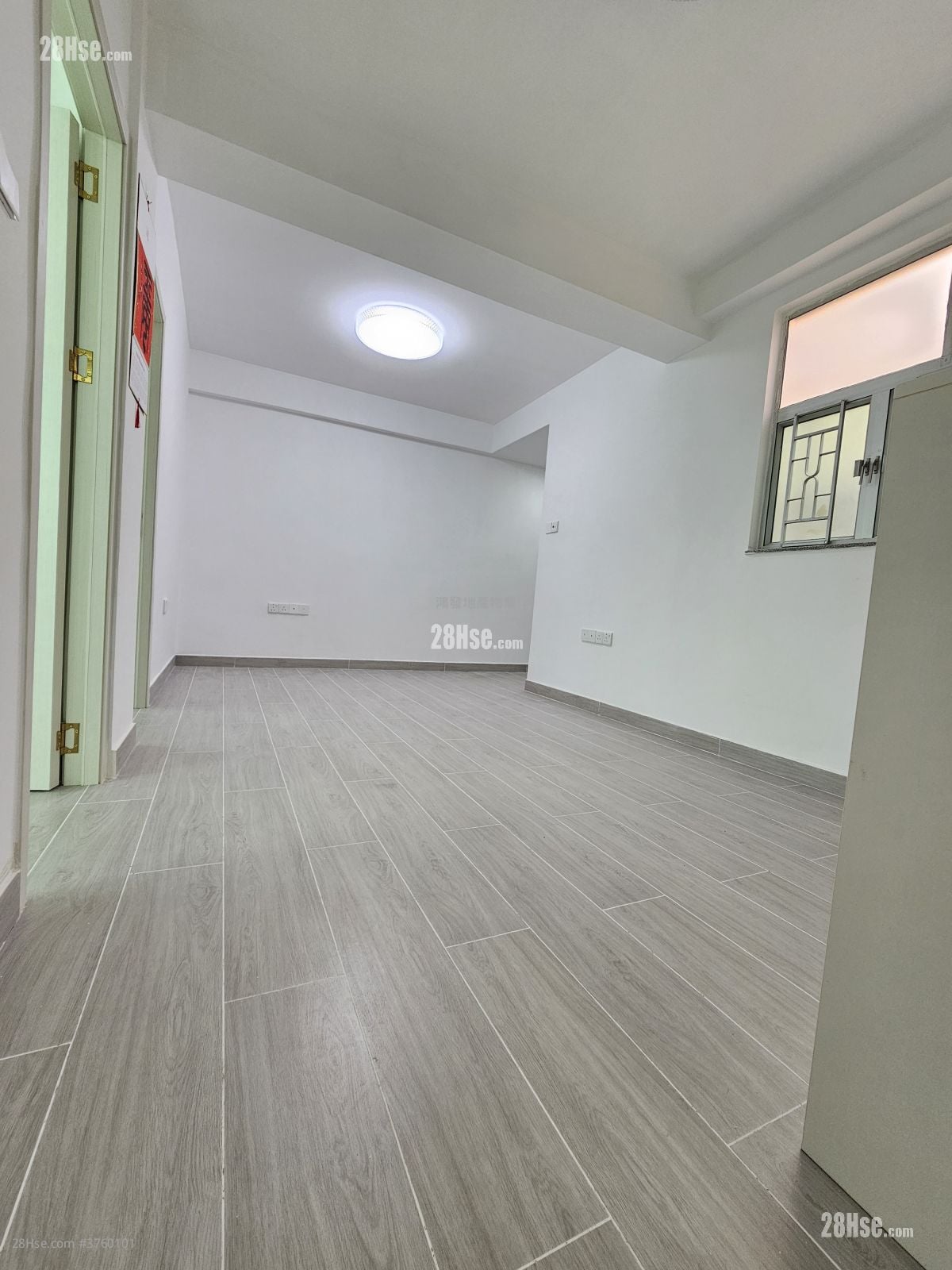 Cheung Shing Building Sell 2 Bedrooms , 1 Bathroom 509 ft²