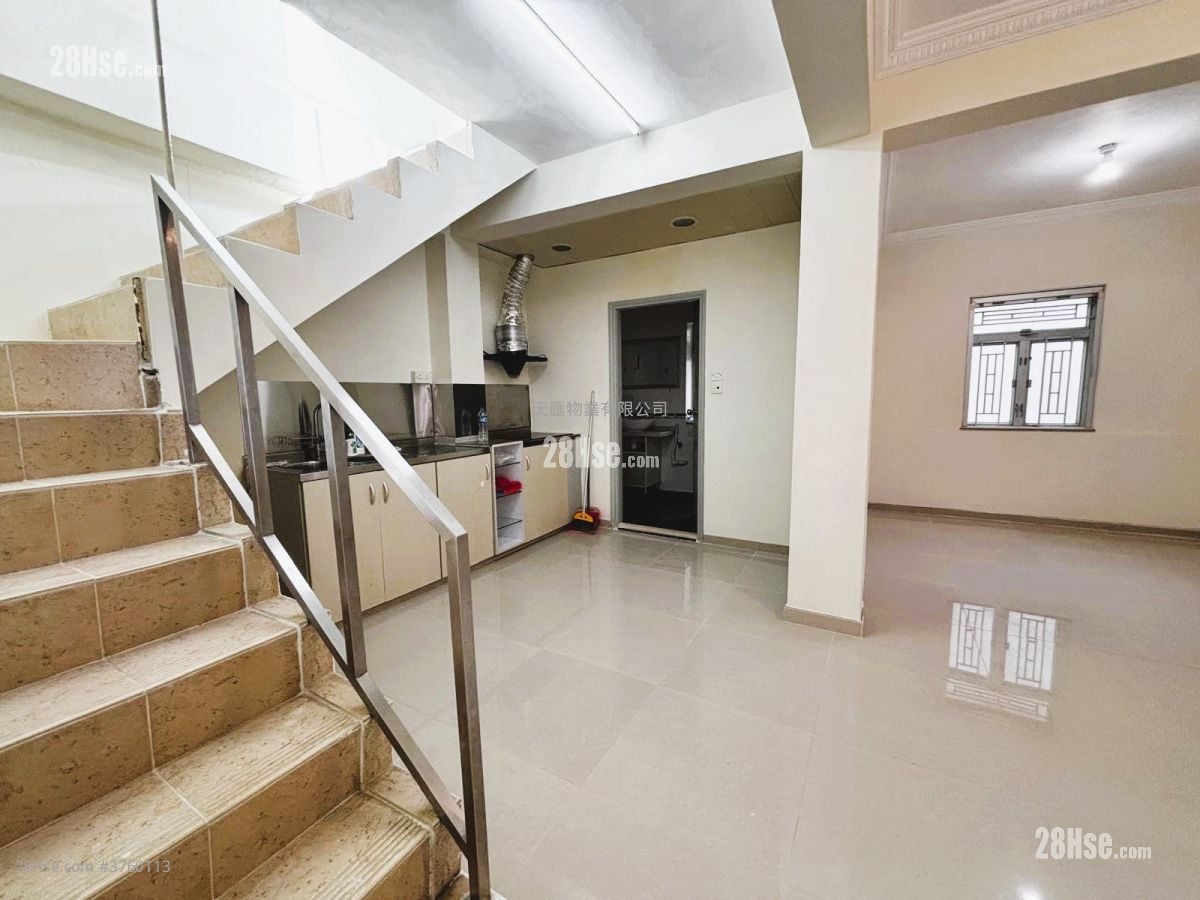 Village Sell 2 Bedrooms , 1 Bathroom 800 ft²