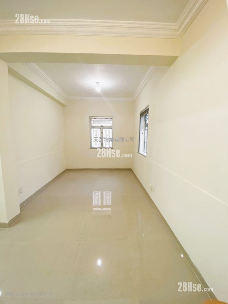 Village Sell 2 Bedrooms , 1 Bathroom 800 ft²