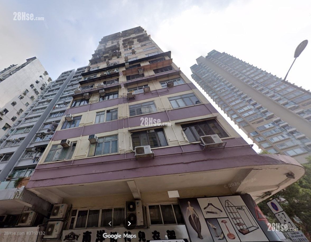 Hang Shing Building Sell 3 Bedrooms 717 ft²