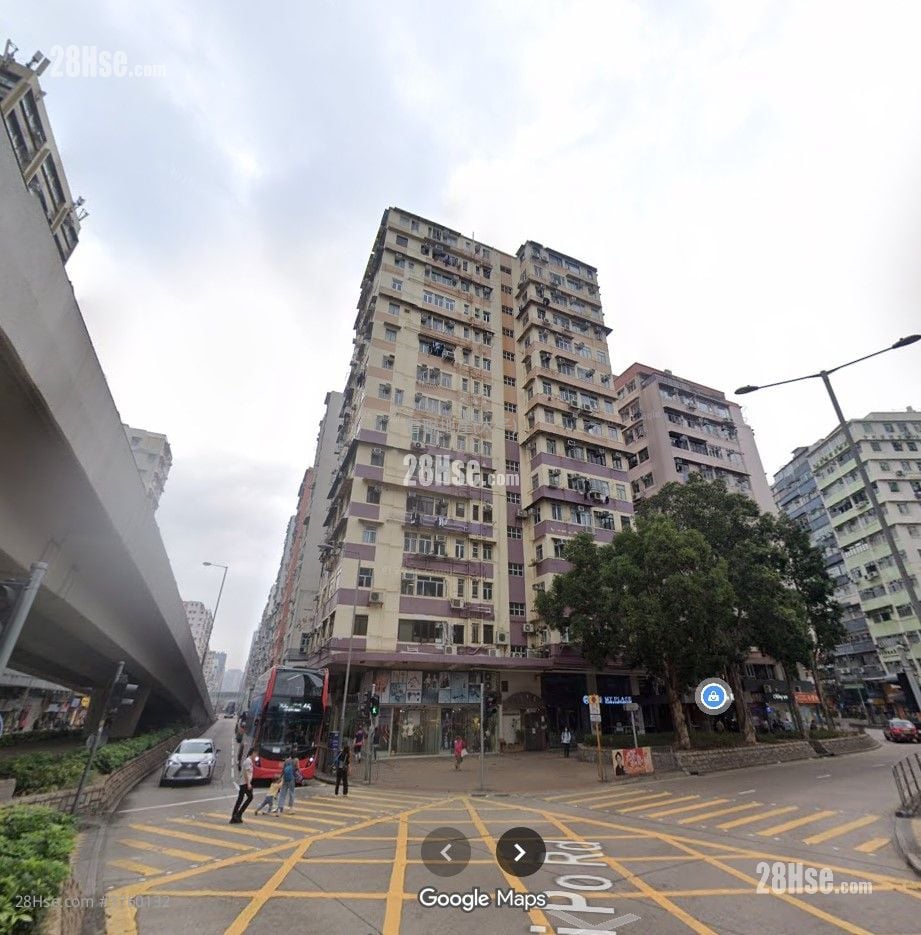 Hang Shing Building Sell 3 Bedrooms 717 ft²