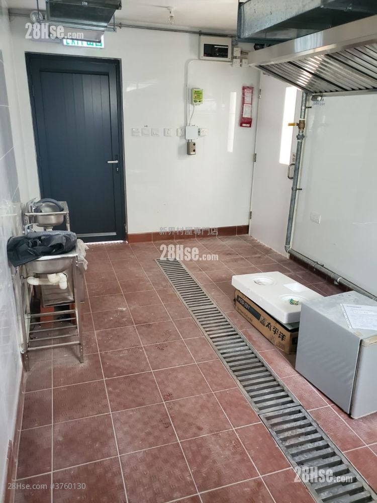 村屋 售盘 5+ 房 2,100 平方尺