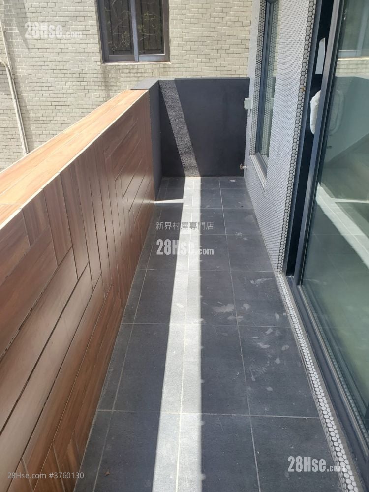 村屋 售盘 5+ 房 2,100 平方尺