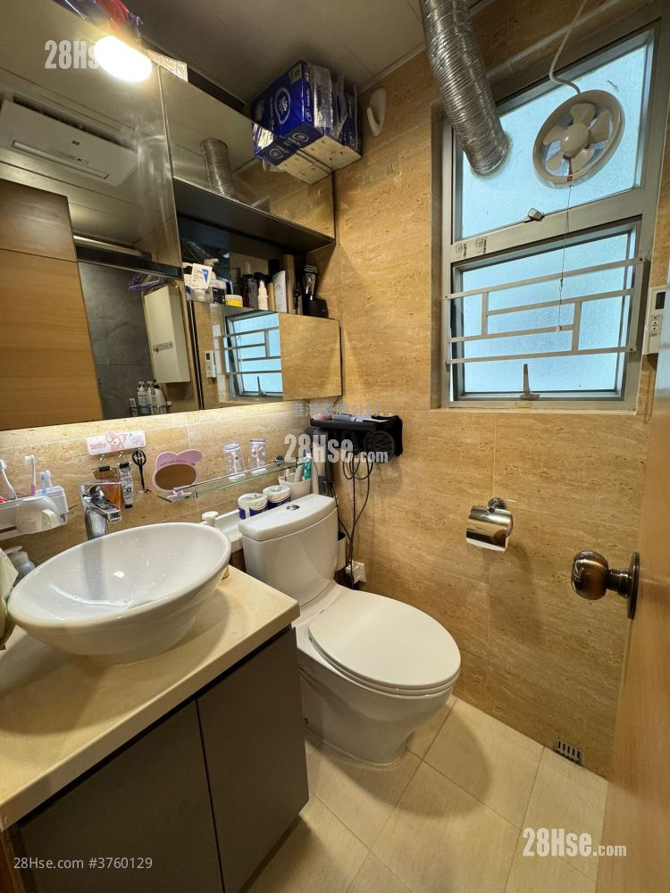 Metro Harbour View Sell 2 Bedrooms , 1 Bathroom 383 ft²