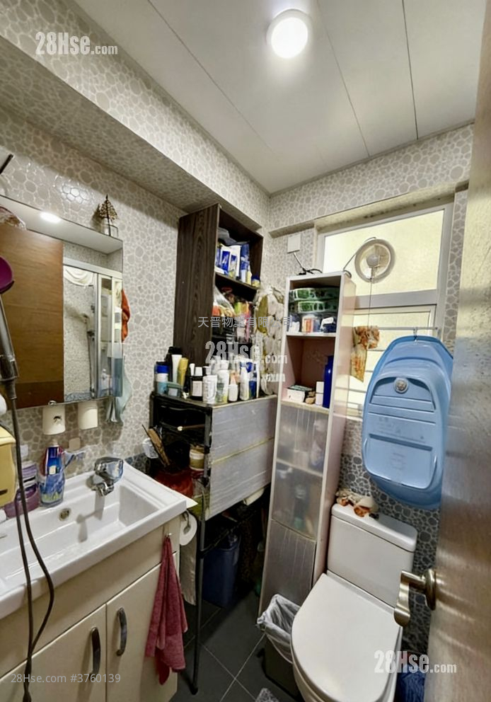 黄埔花园 售盘 4 房 , 2 浴室 755 平方尺