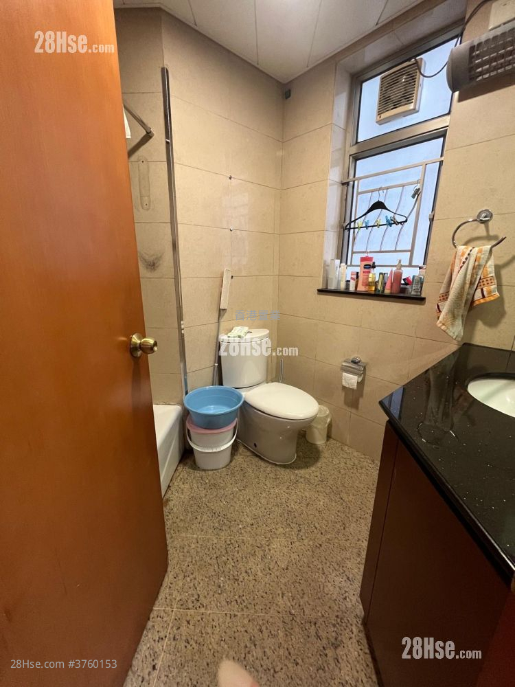 Sorrento Sell 3 Bedrooms 781 ft²