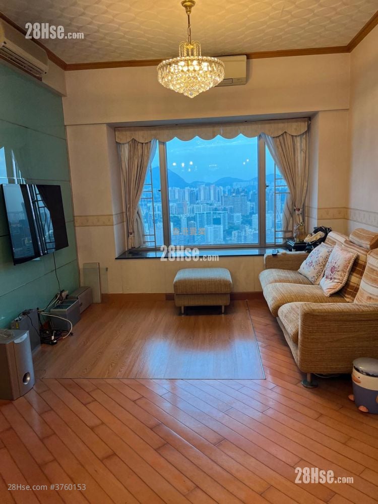 Sorrento Sell 3 Bedrooms 781 ft²