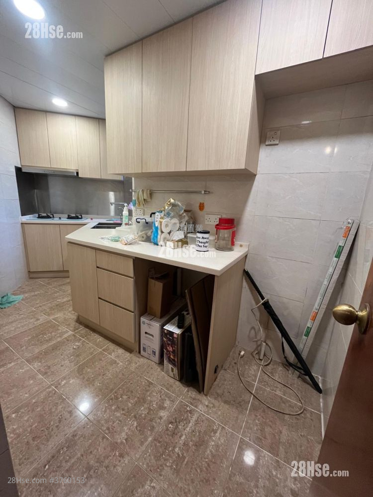 Sorrento Sell 3 Bedrooms 781 ft²