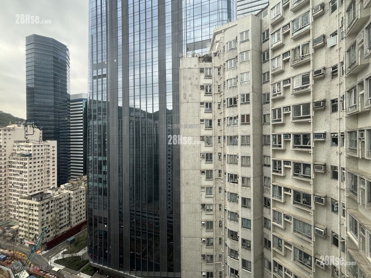 Westlands Court Rental 2 Bedrooms , 1 Bathroom 390 ft²