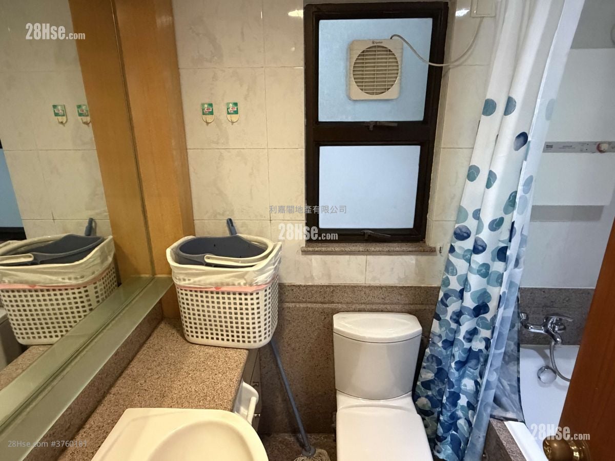 翰庭轩 售盘 3 房 681 平方尺