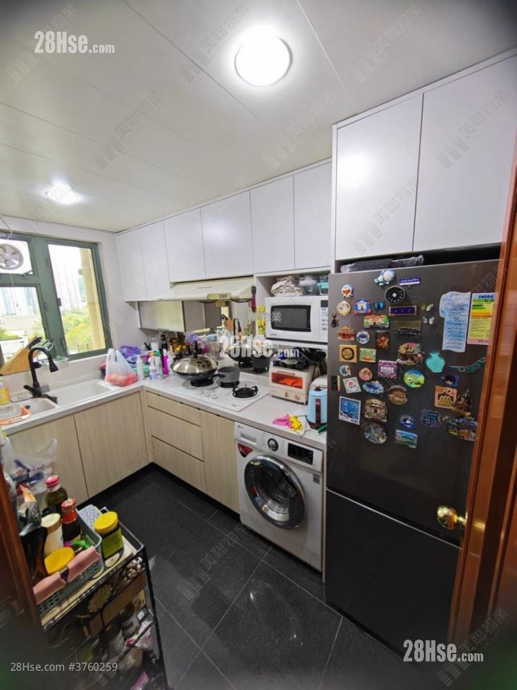 蔚蓝湾畔 售盘 3 房 , 2 浴室 763 平方尺