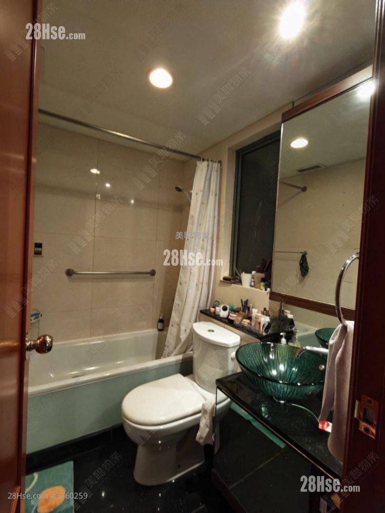 蔚蓝湾畔 售盘 3 房 , 2 浴室 763 平方尺