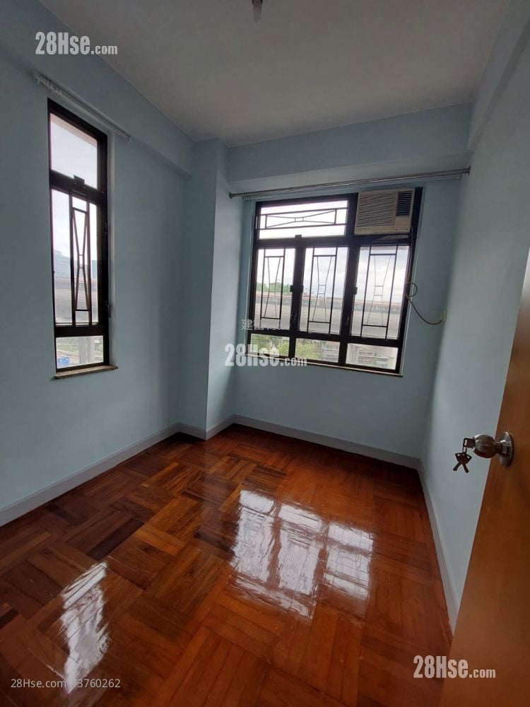 Tai Hang Building Sell 2 Bedrooms , 1 Bathroom 353 ft²