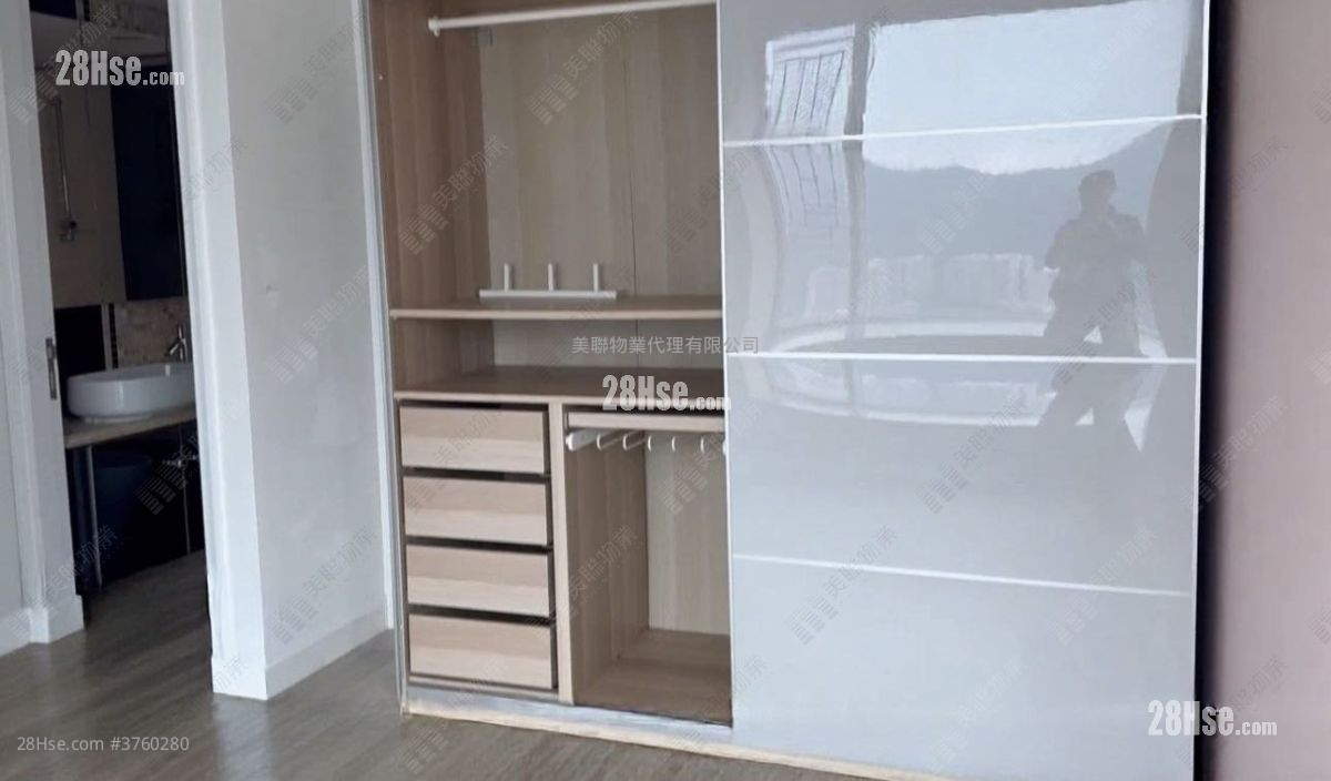 Festival City Sell 3 Bedrooms 784 ft²