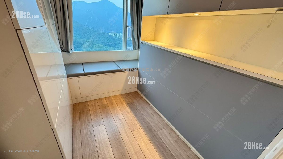 Festival City Sell 3 Bedrooms 739 ft²