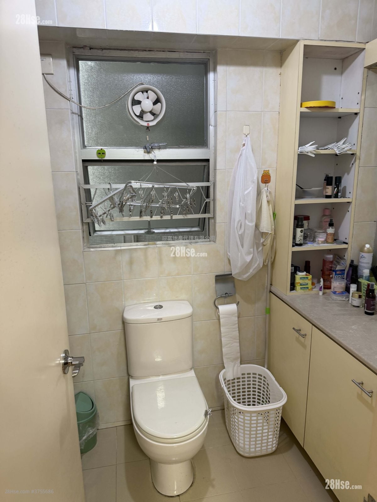 Whampoa Garden Sell 4 Bedrooms , 2 Bathrooms 755 ft²