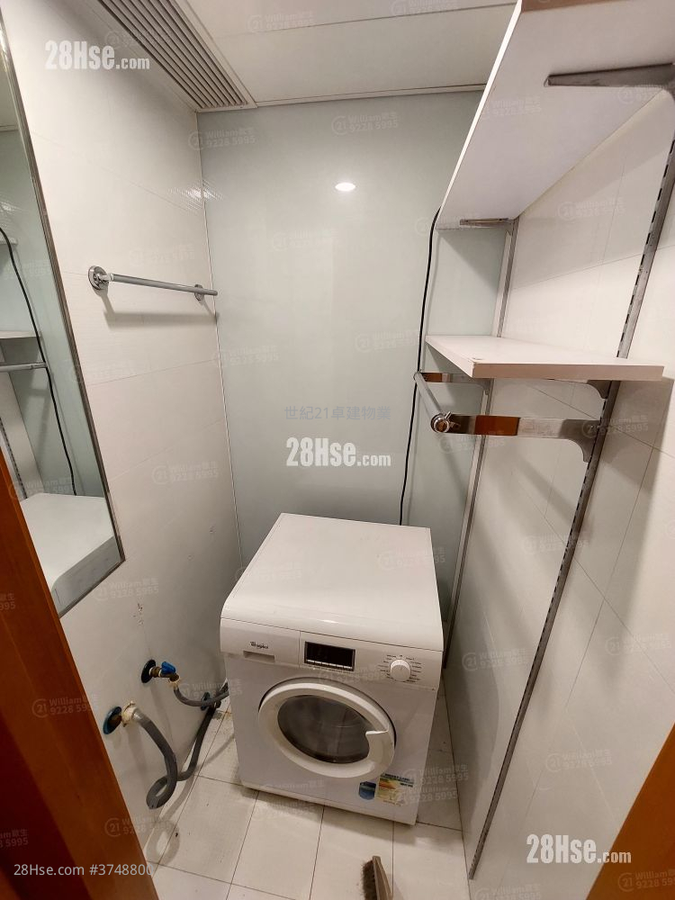 君臨天下 租盤 2 房 , 2 浴室 1,088 平方呎