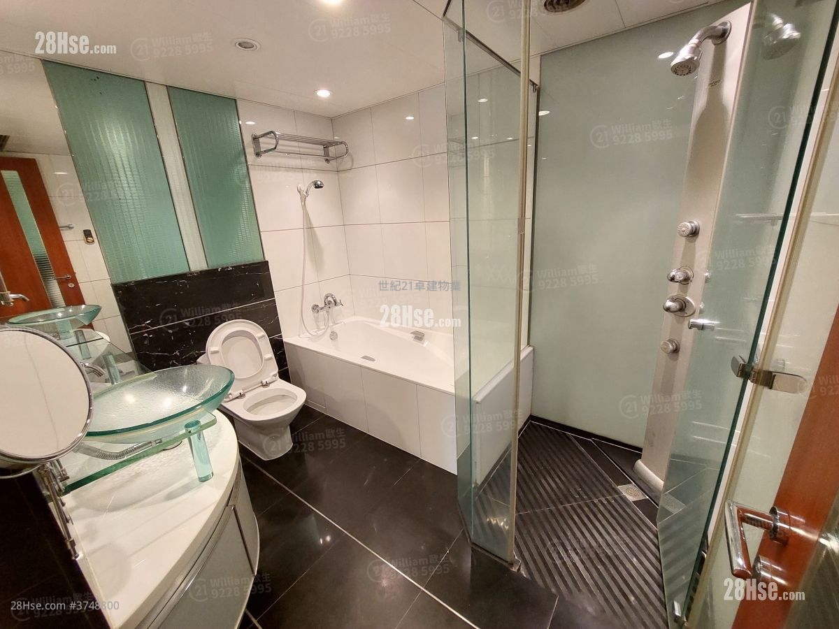 君臨天下 租盤 2 房 , 2 浴室 1,088 平方呎